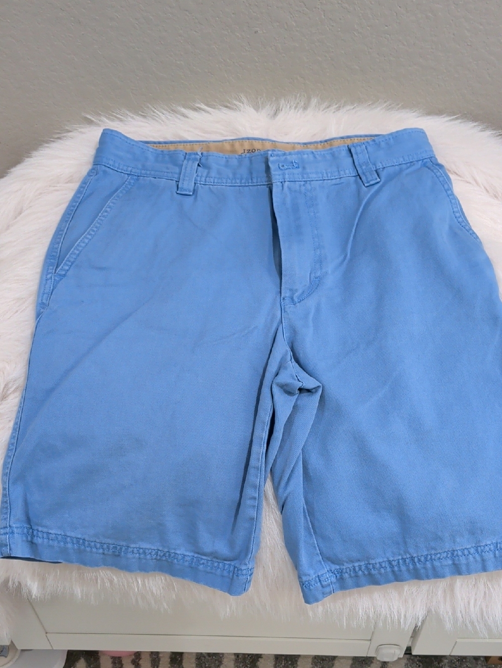 Izod Light Blue Flat-Front Men's Shorts